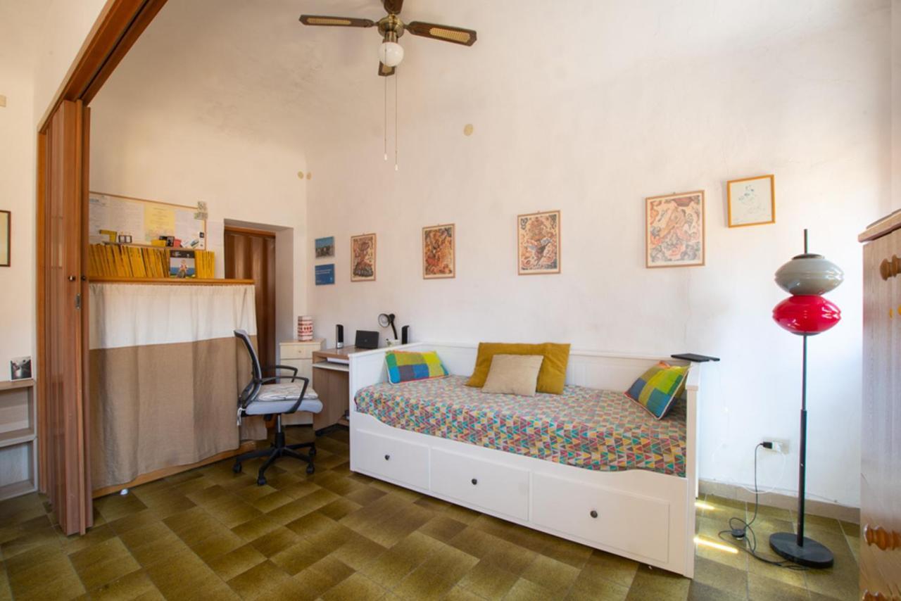 Casa Vacanze Nel Centro Storico Di Портоферрайо Екстер'єр фото